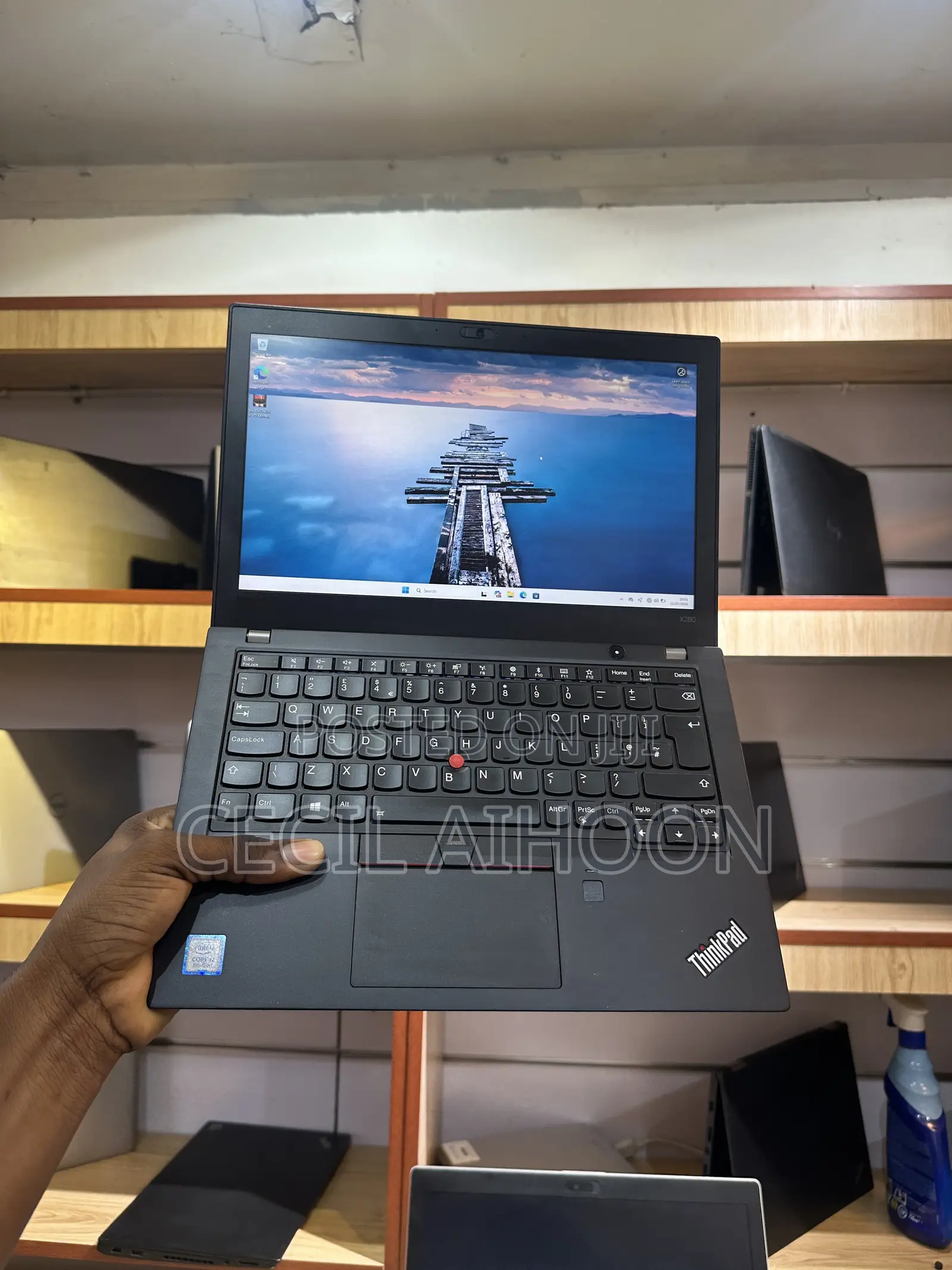 Laptop Lenovo ThinkPad X280 16GB Intel Core i7 SSD 256GB