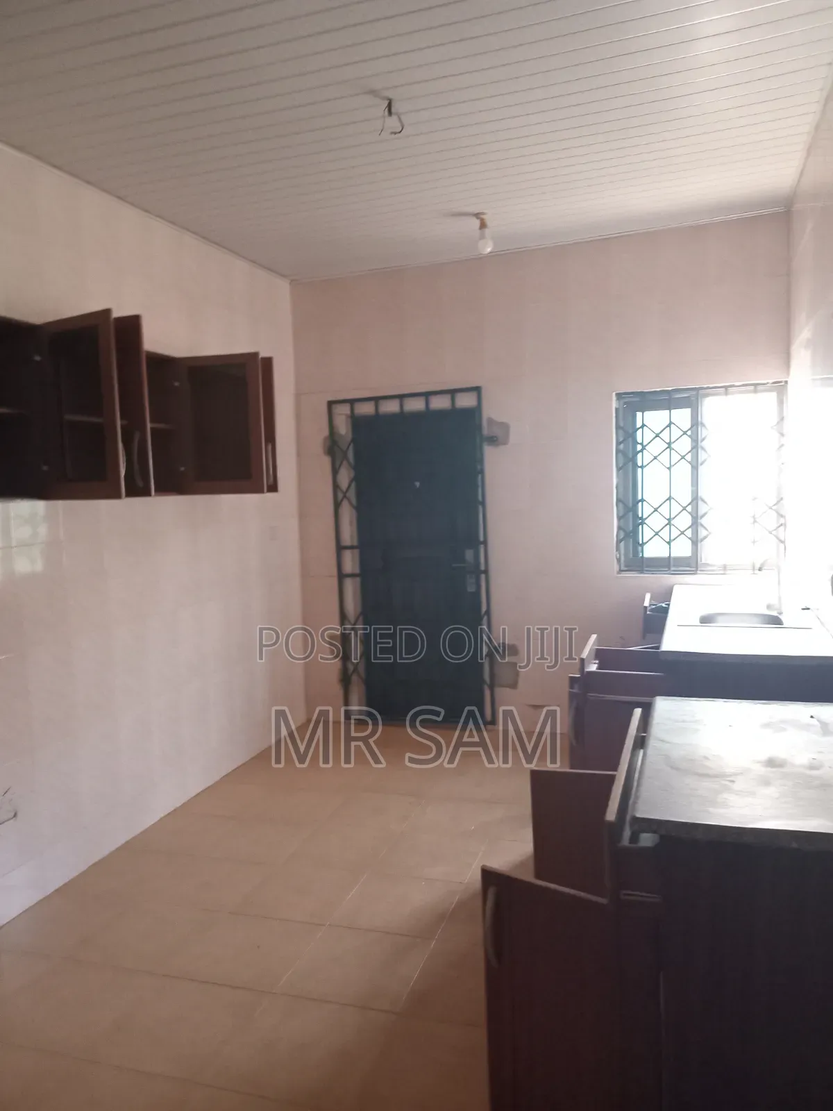 3bdrm House in Sam Properties, Ga South Municipal for rent