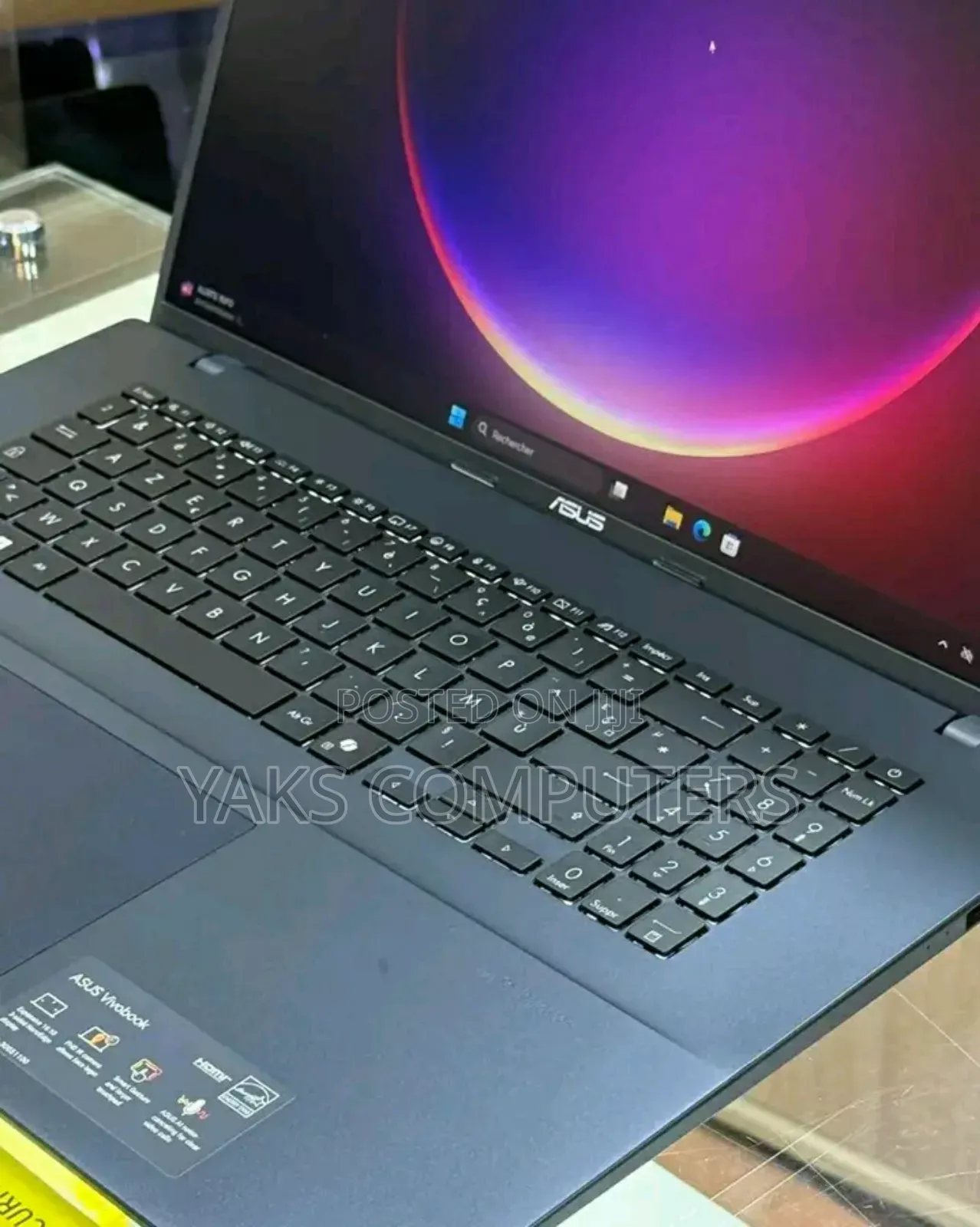 New Laptop Asus VivoBook W202 16GB AMD Ryzen 7 SSD 512GB