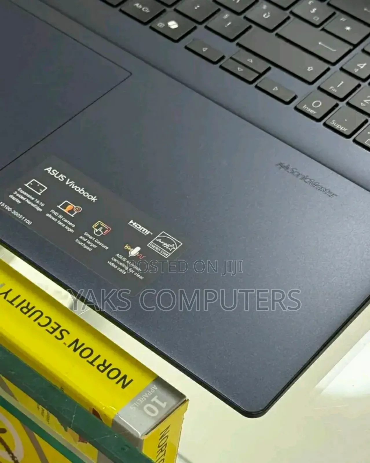 New Laptop Asus VivoBook W202 16GB AMD Ryzen 7 SSD 512GB