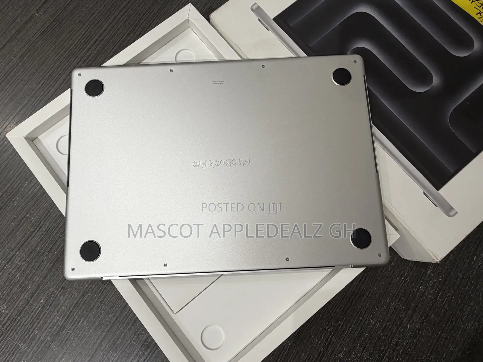 Laptop Apple MacBook Pro 2025 M5 16GB Apple M5 SSD 512GB