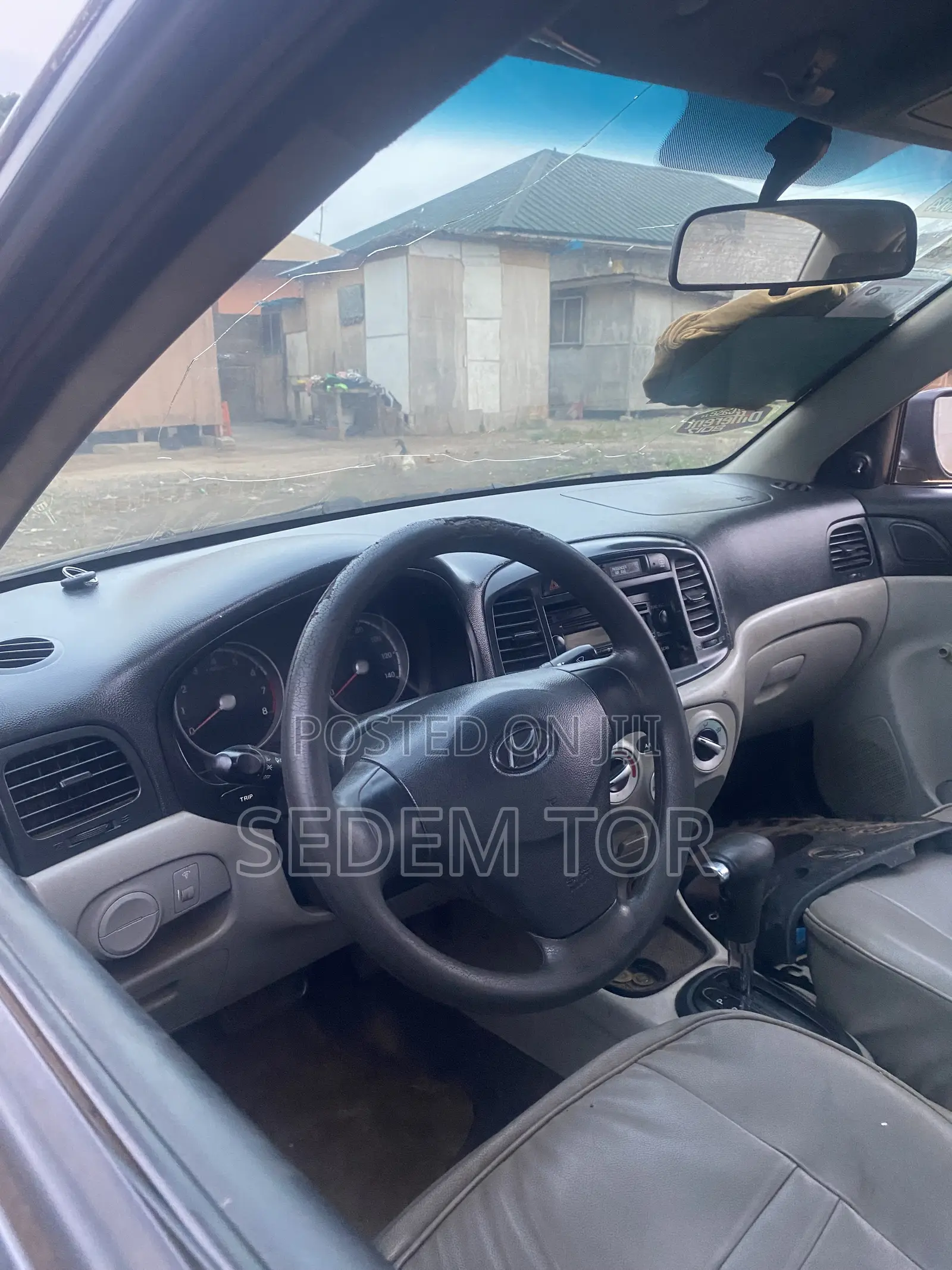 Hyundai Accent 2009 Gray