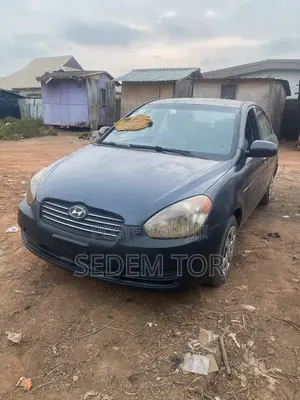 Hyundai Accent 2009 Gray