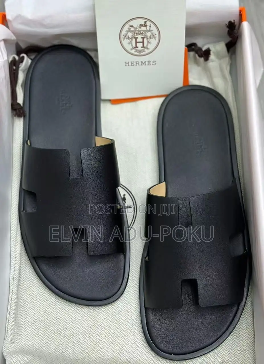 Hermes Men Sandals in Different Colours, Swipe >