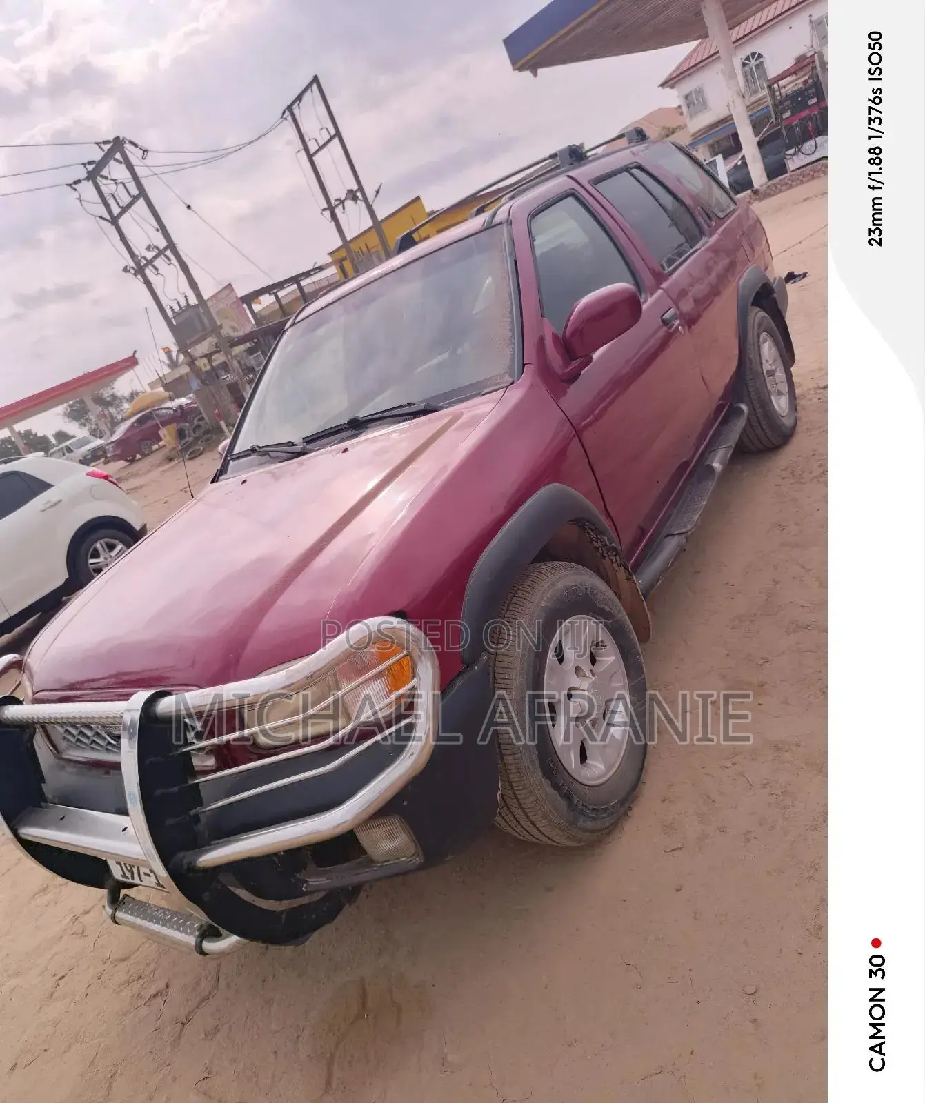 Nissan Pathfinder LE Platinum 4x4 2004 Red 