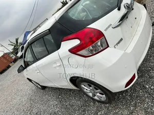 Toyota Yaris 2014 White