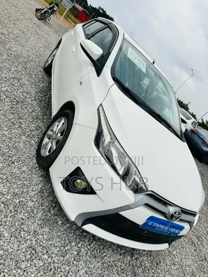 Toyota Yaris 2014 White