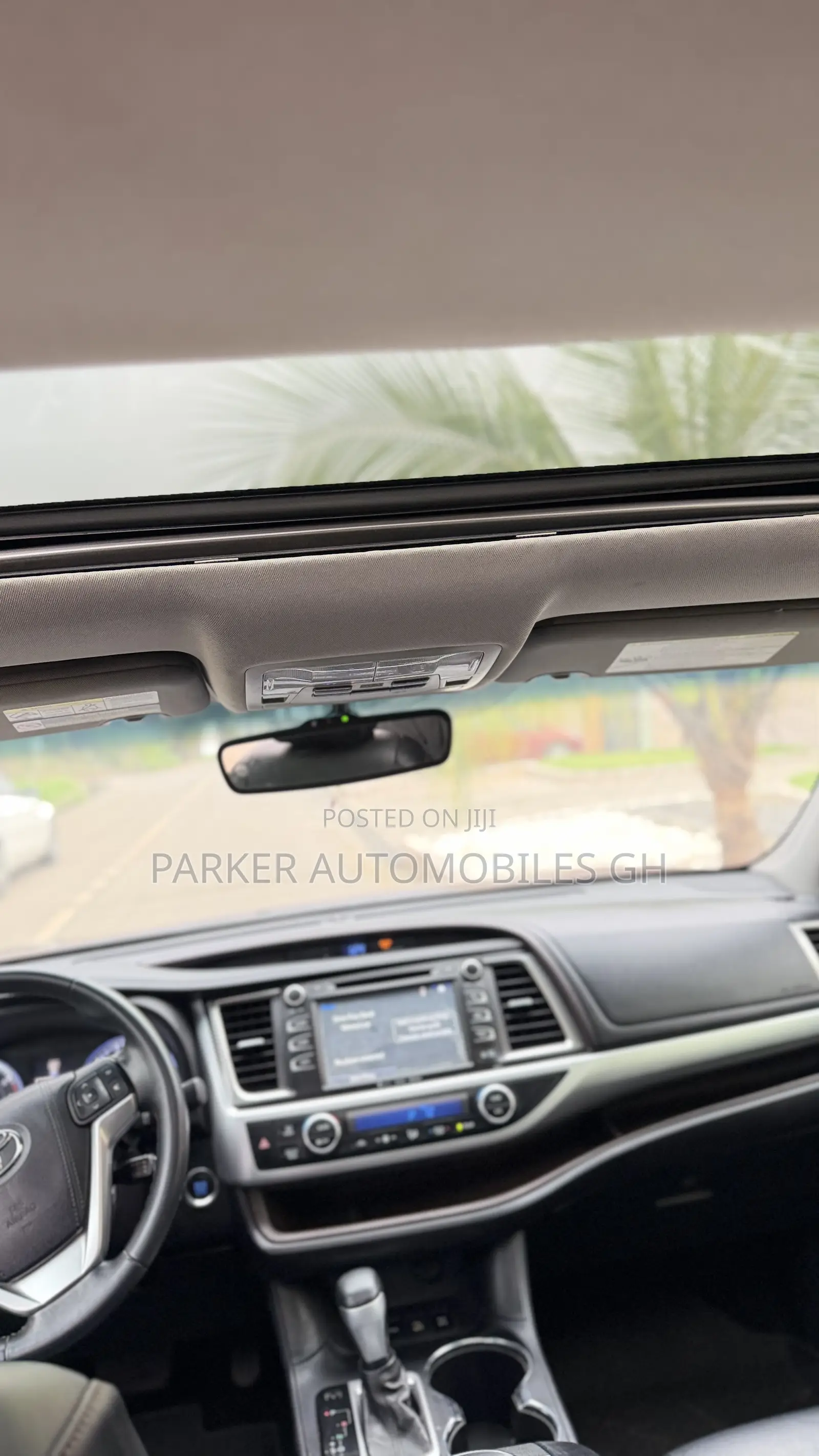 Toyota Highlander Limited 4x2 V6 (3.5L 6cyl 8A) 2017 Red