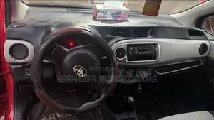 Toyota Vitz 2012 Red