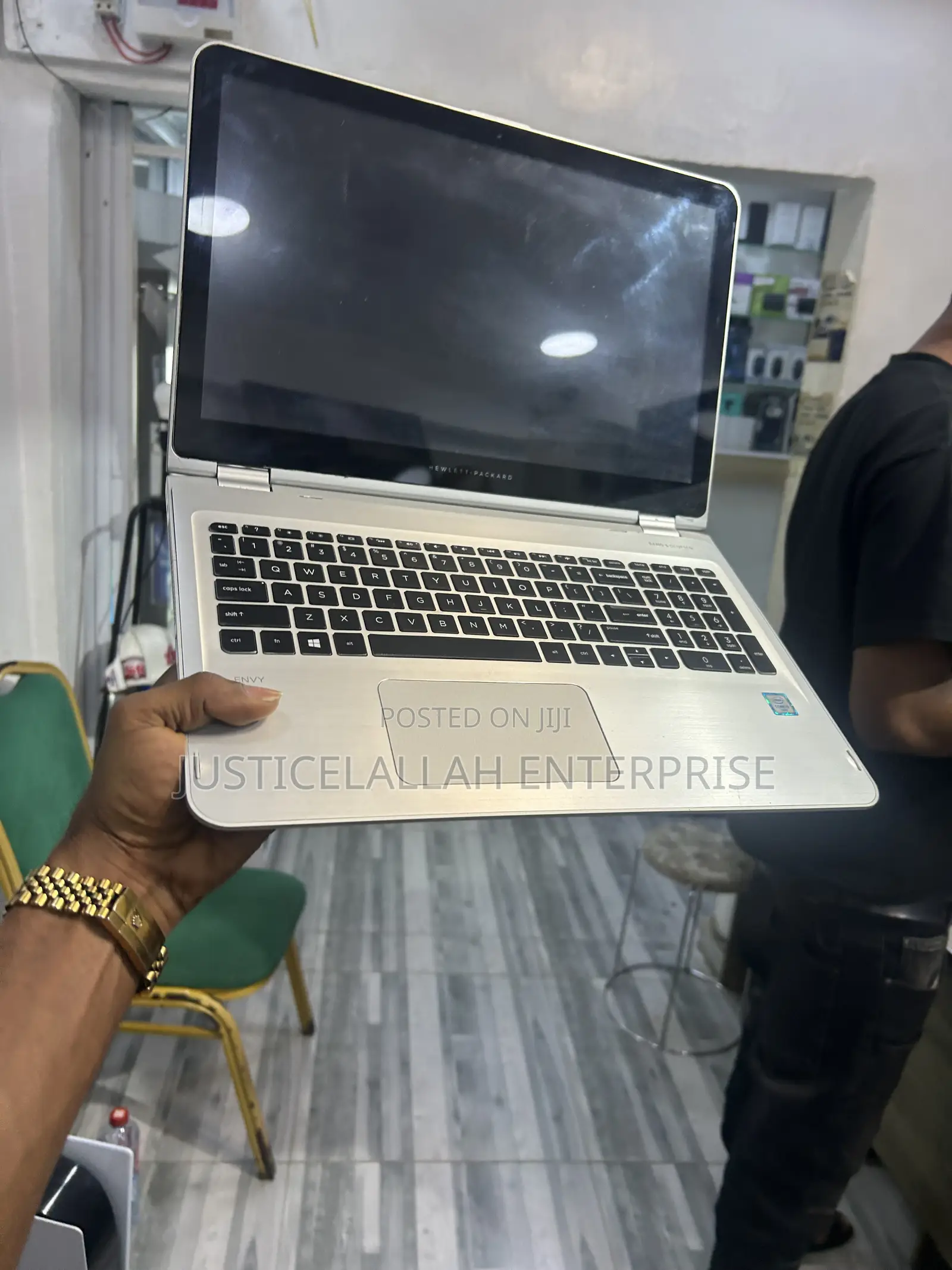 Laptop HP Envy x360 8GB Intel Core i5 HDD 750GB