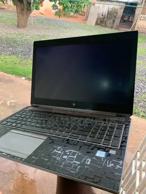 Laptop HP ZBook 15 G6 32GB Intel Core i7 HDD+SSD 1T