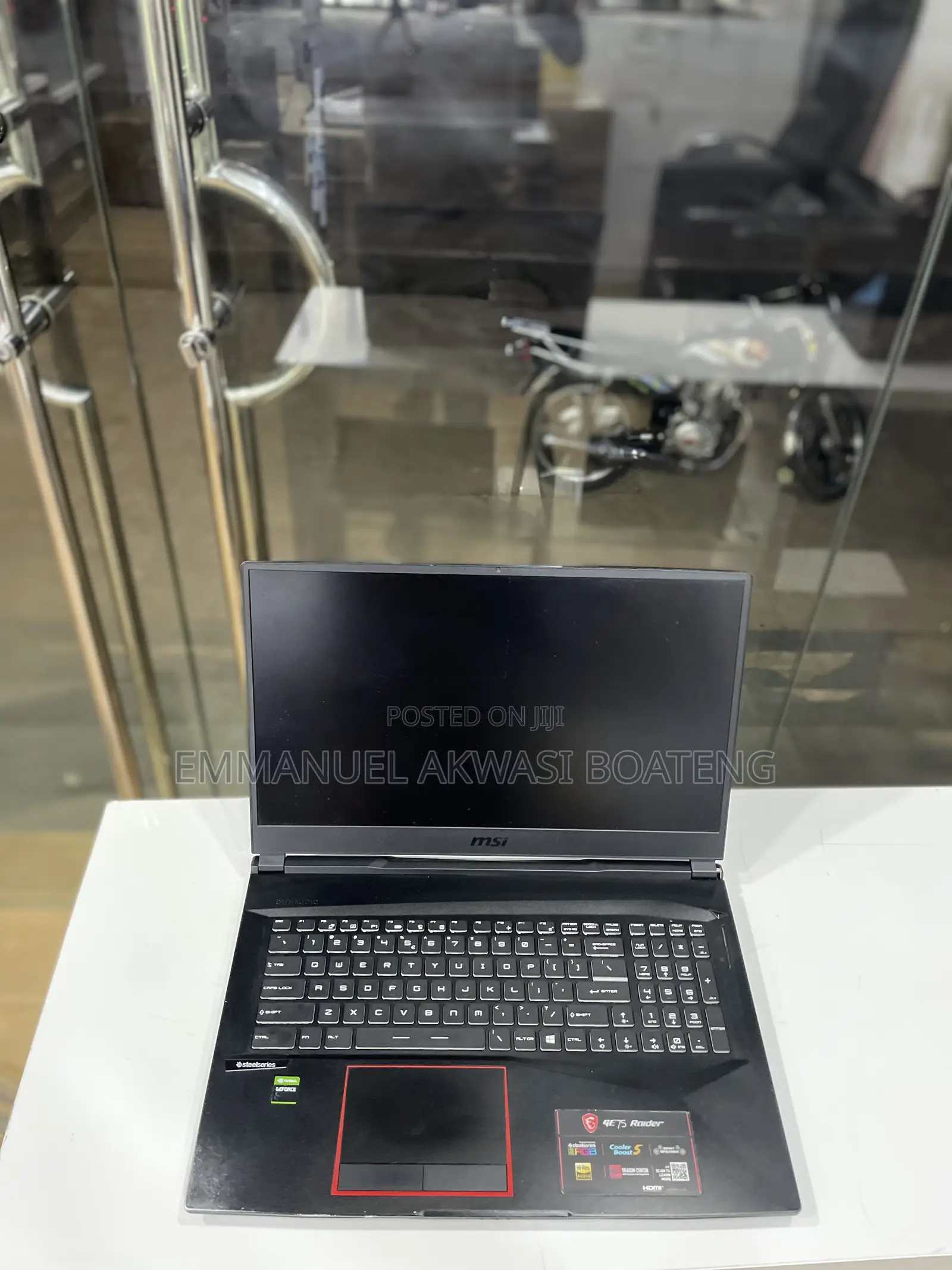 Laptop MSI GE75 Raider 11UH 16GB Intel Core i7 SSD 512GB