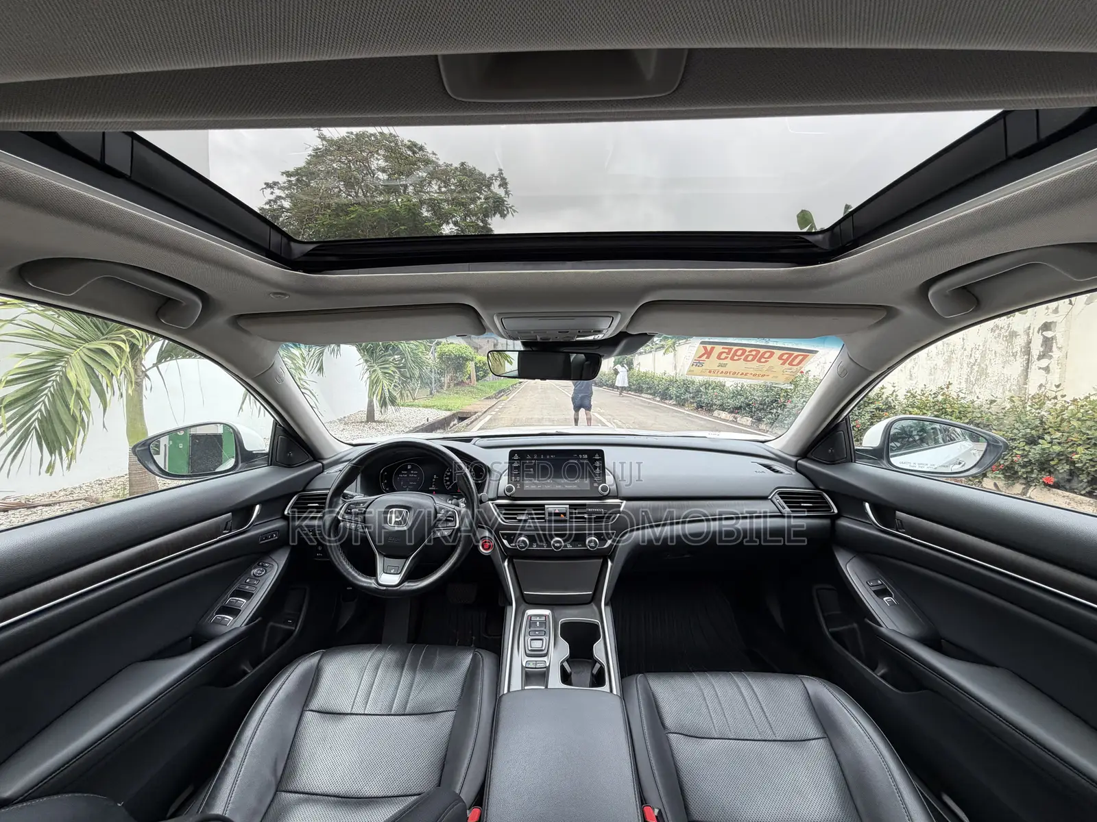Honda Accord Touring 2.0T 2018 White