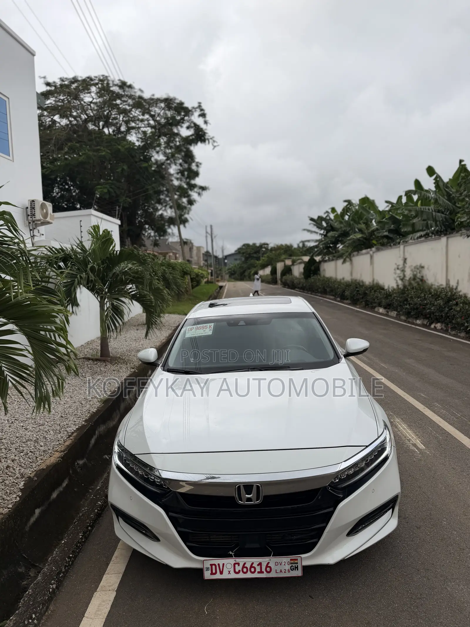 Honda Accord Touring 2.0T 2018 White