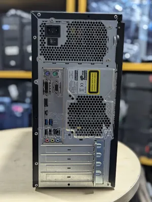 Desktop Computer 8GB Intel Core i5 SSD 256GB