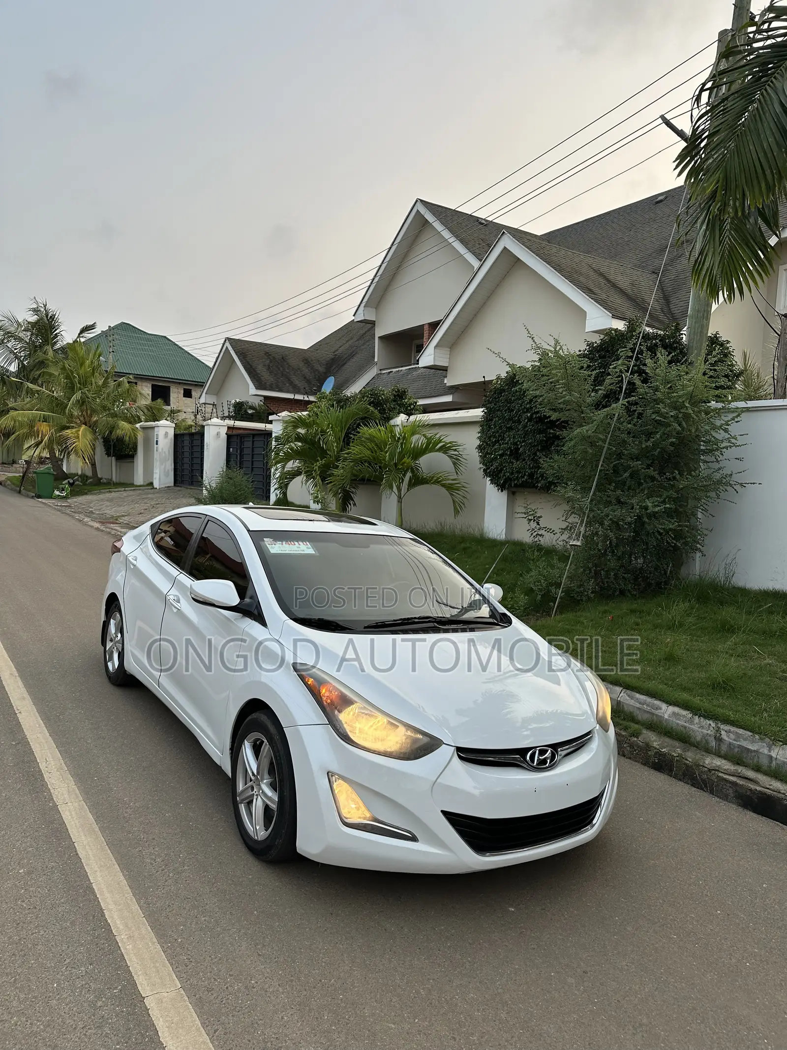 Hyundai Elantra 2016 White