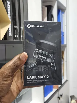 Hollyland Lark Max 2 4 Person Wireless Microphone
