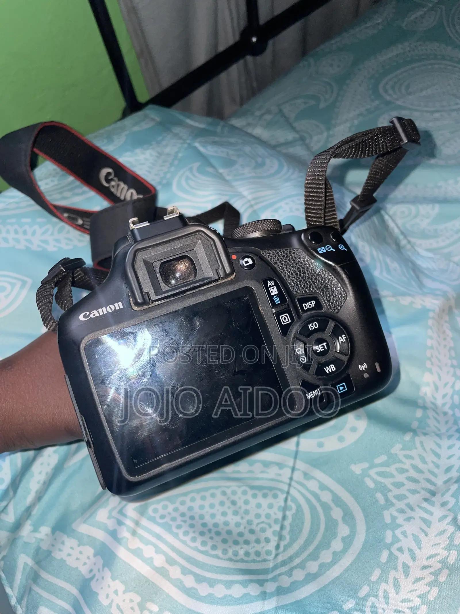 Canon EOS Rebel T7
