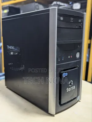 Desktop Computer 8GB Intel Core i5 SSD 256GB