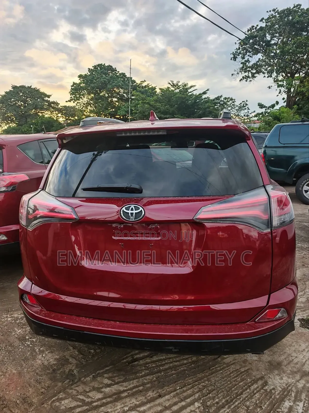 Toyota RAV4 2016 Red