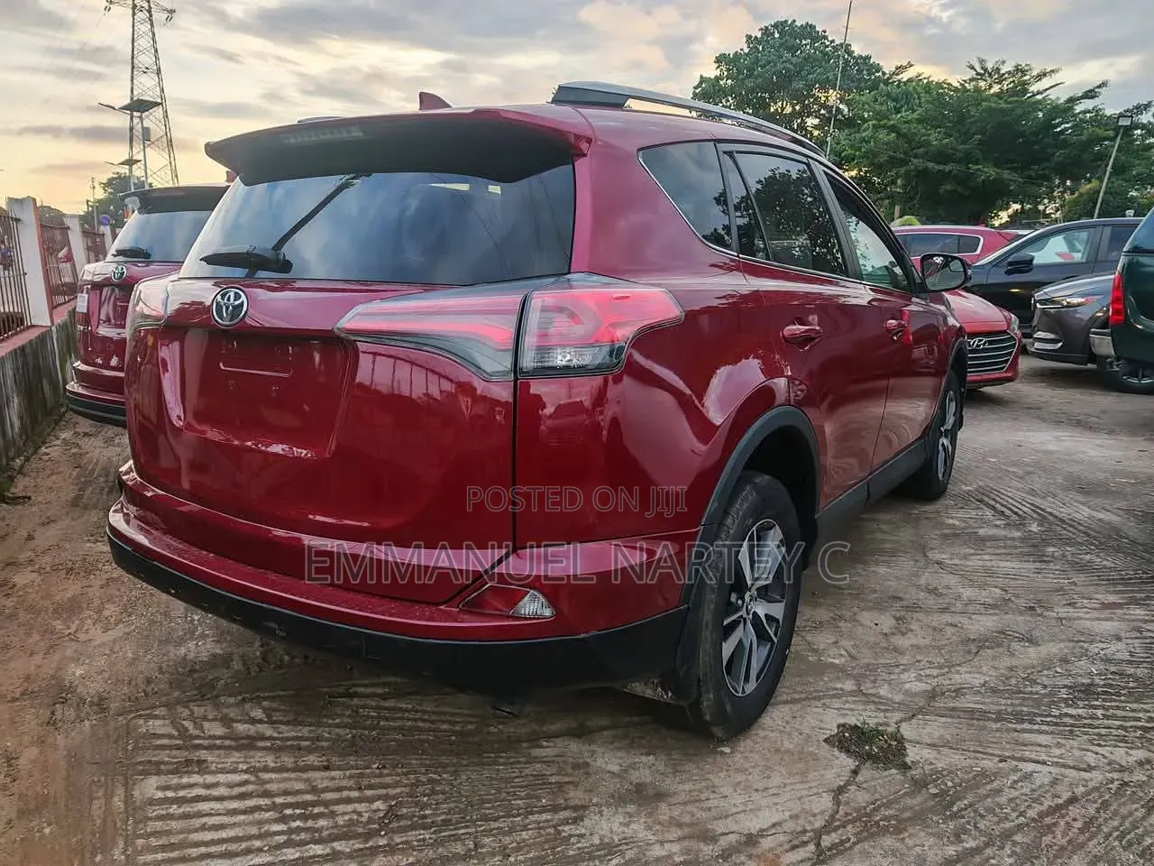 Toyota RAV4 2016 Red