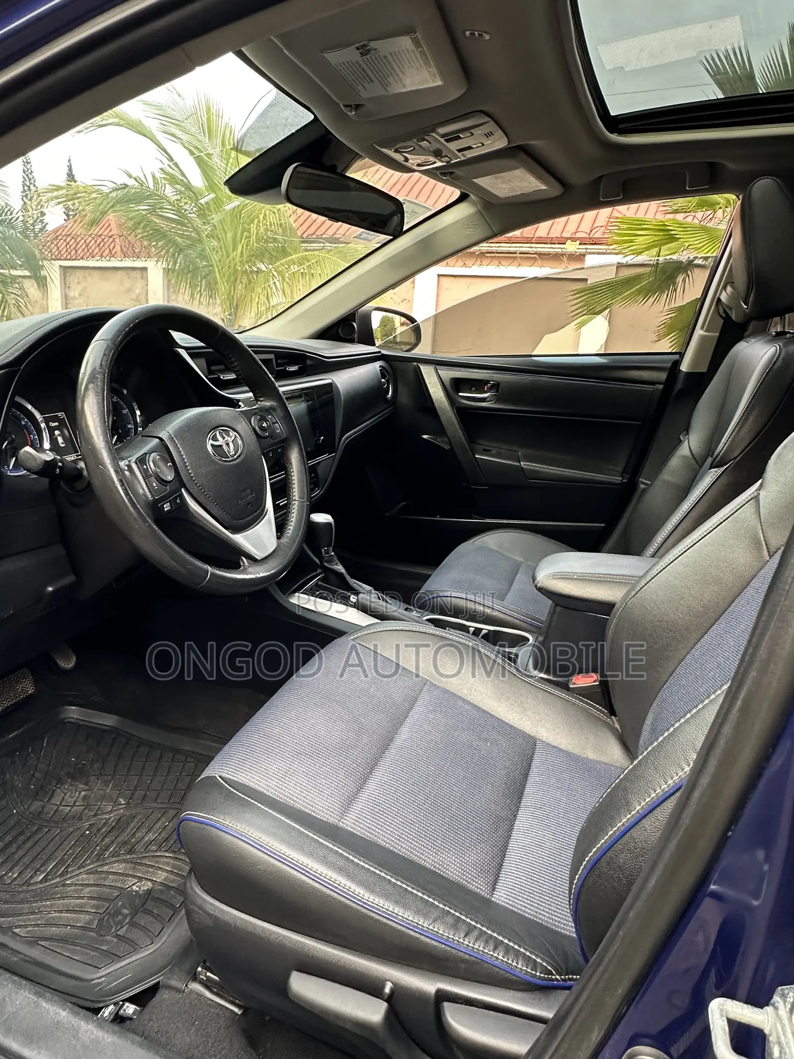 Toyota Corolla 2018 Blue