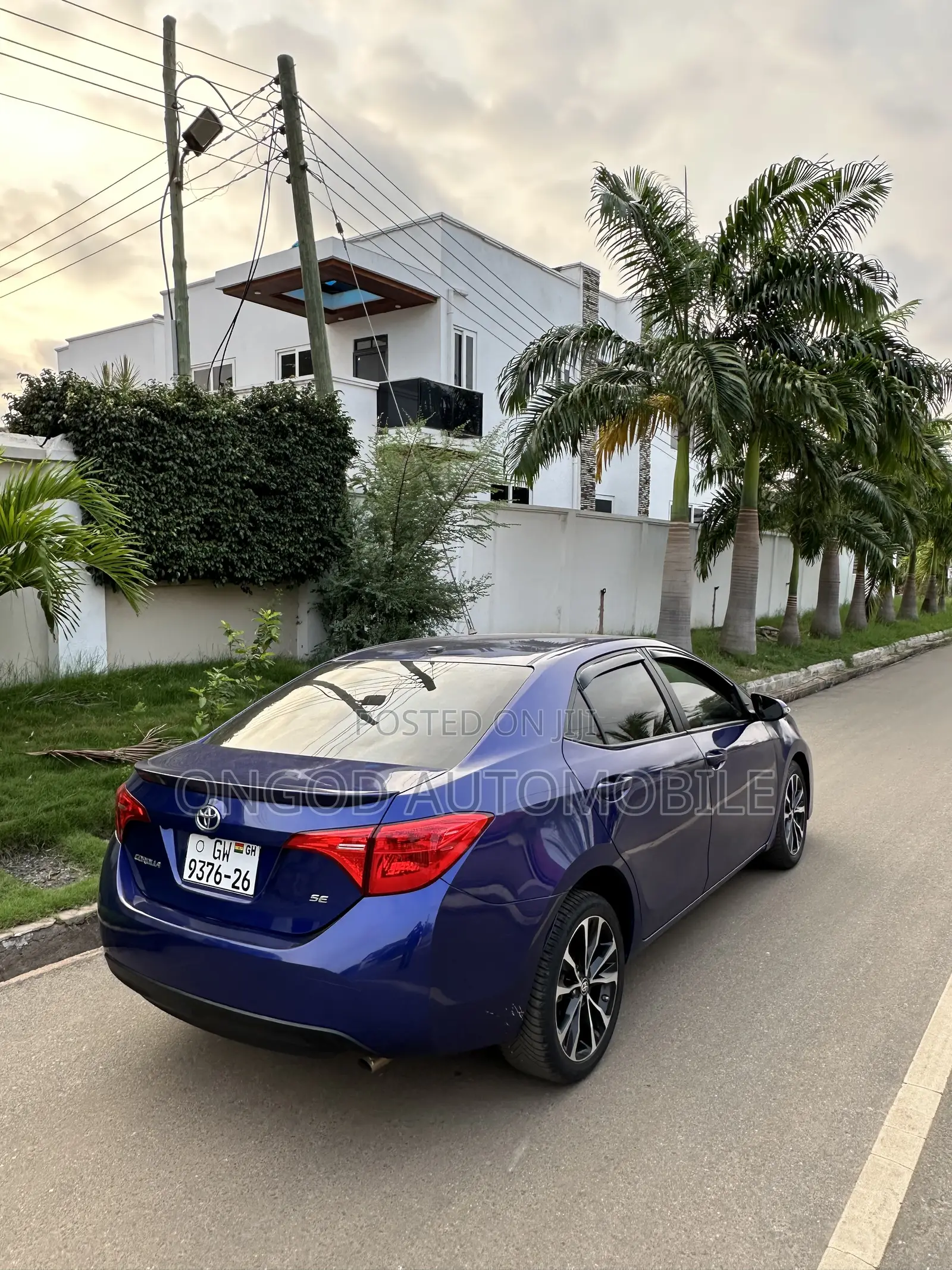 Toyota Corolla 2018 Blue