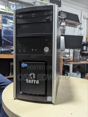 Desktop Computer 8GB Intel Core i5 SSD 256GB