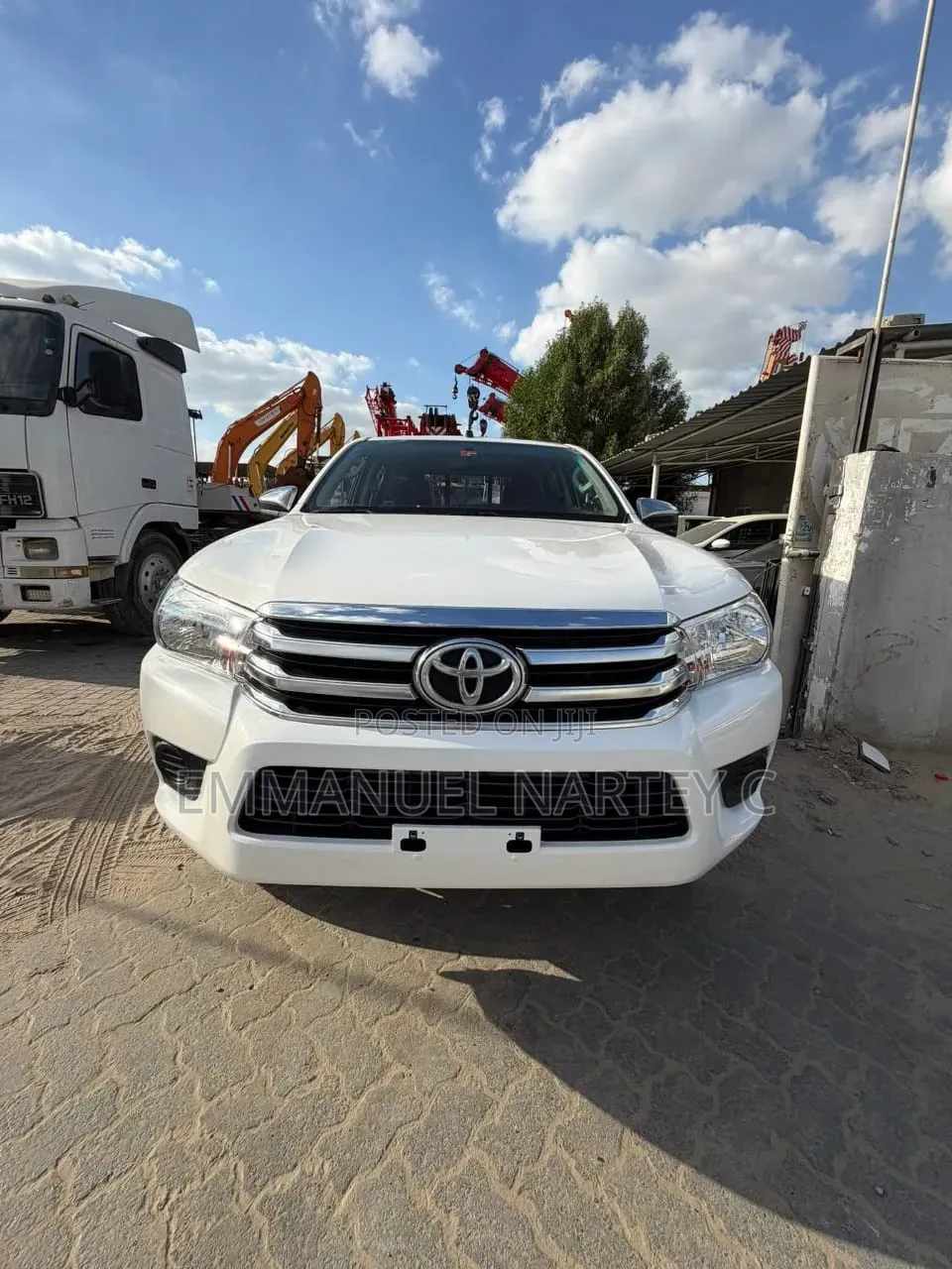 Toyota Hilux 2020 White