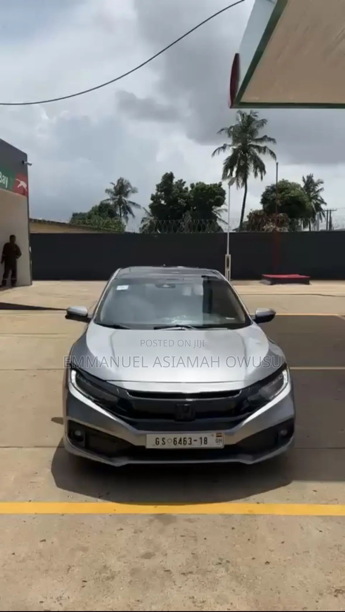 Honda Civic Touring 4dr Sedan (1.5L 4cyl) 2017 Gray