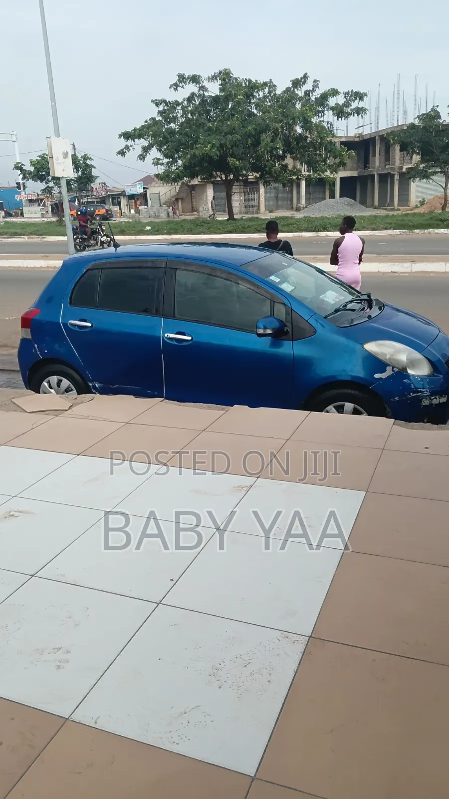 Toyota Vitz 2010 Blue