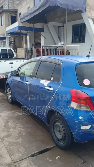 Toyota Vitz 2010 Blue