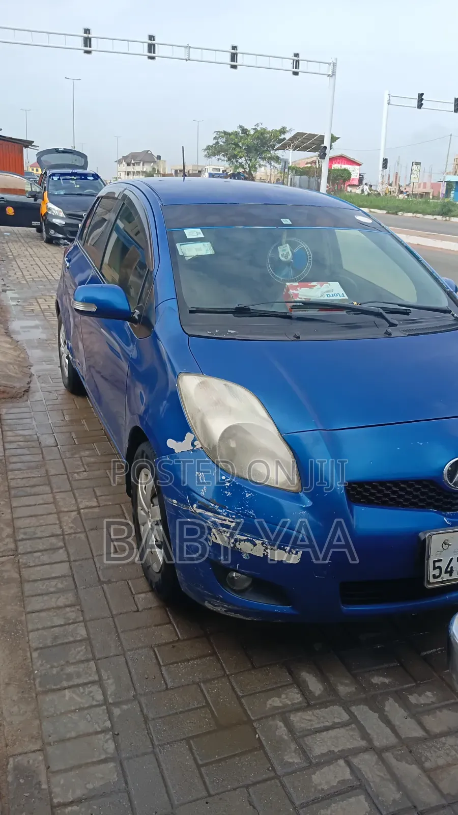 Toyota Vitz 2010 Blue