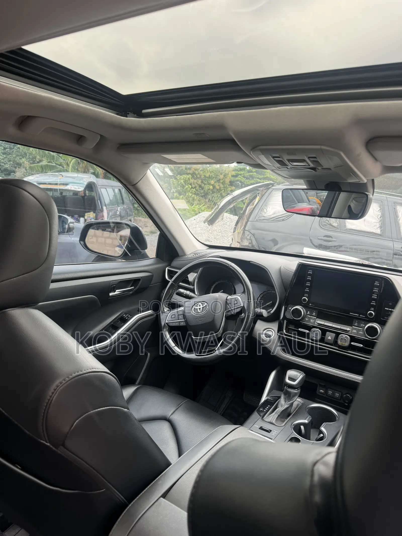 Toyota Highlander XLE 2022 Gray