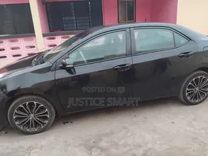Toyota Corolla 2019 Black