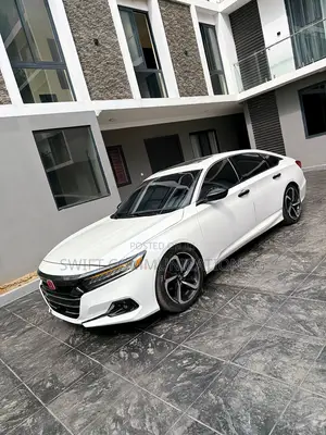 Honda Accord Sport 2.0T 2022 White