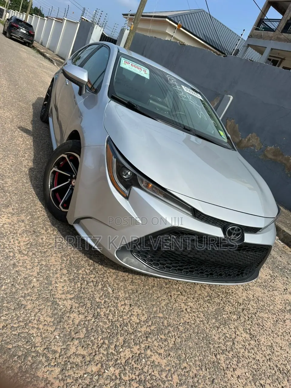 Toyota Corolla LE 2021 Silver