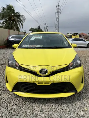 Toyota Vitz 1.3 AWD 5dr 2015 Yellow