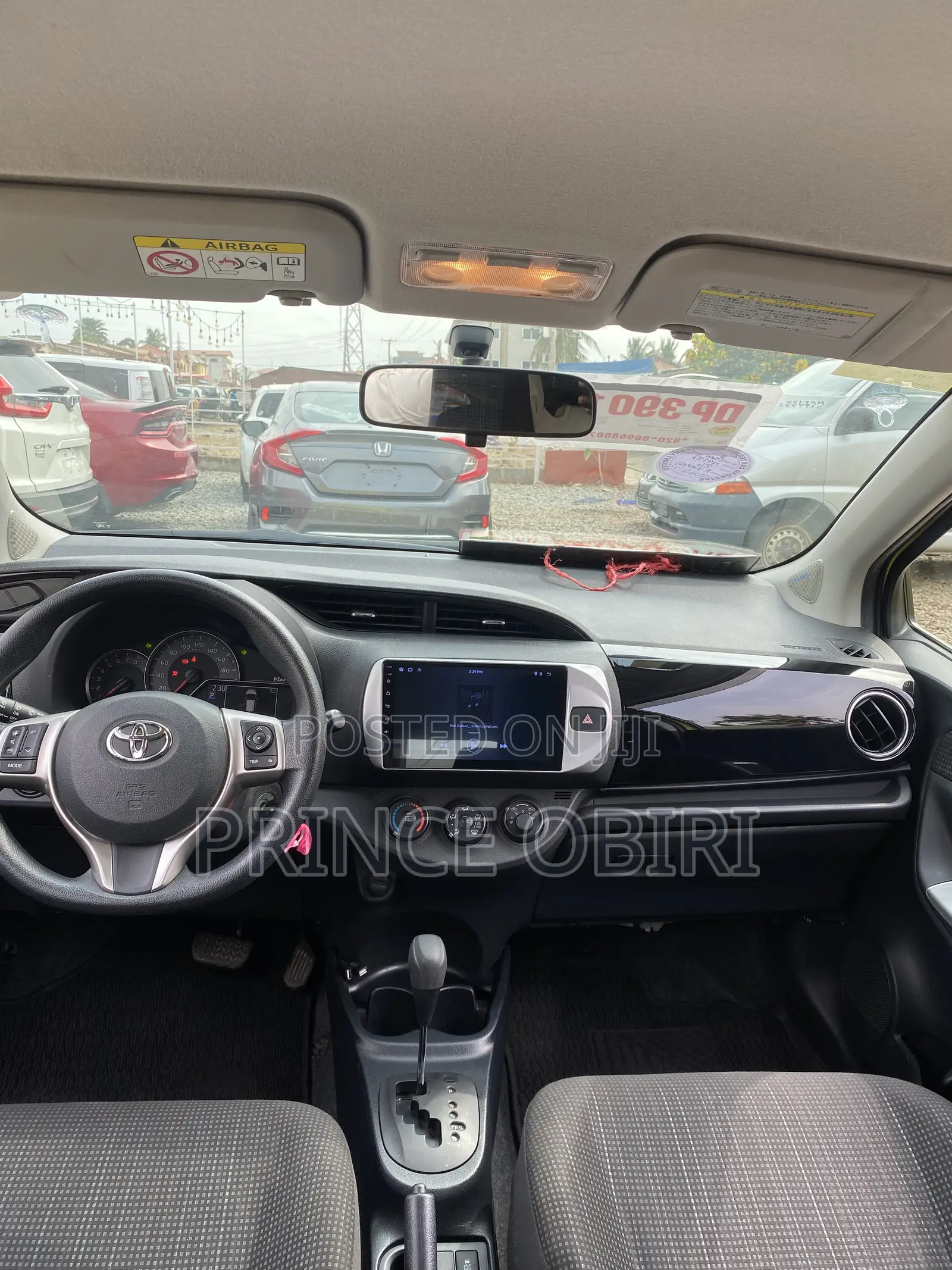 Toyota Vitz 1.3 AWD 5dr 2015 Yellow
