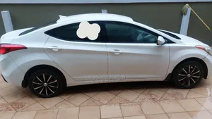 Hyundai Elantra 2013 White