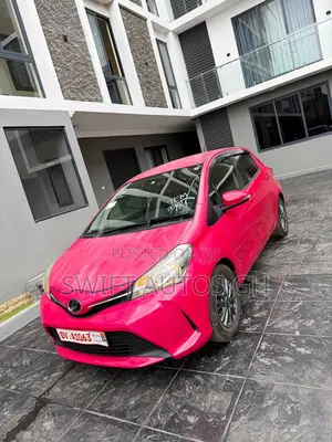 Toyota Vitz 1.3 FWD 5dr 2015 Pink