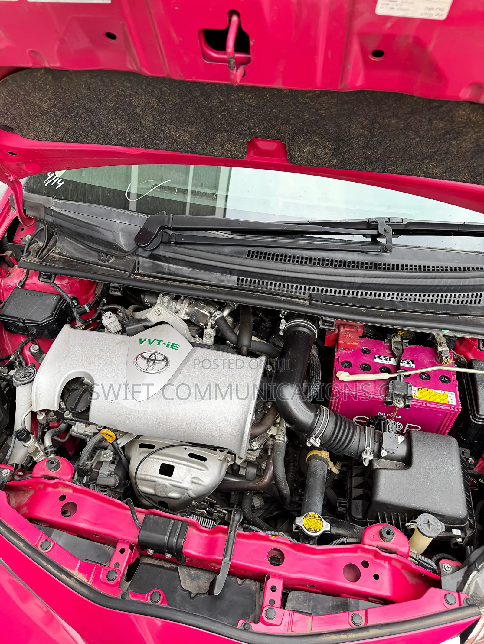 Toyota Vitz 1.3 FWD 5dr 2015 Pink