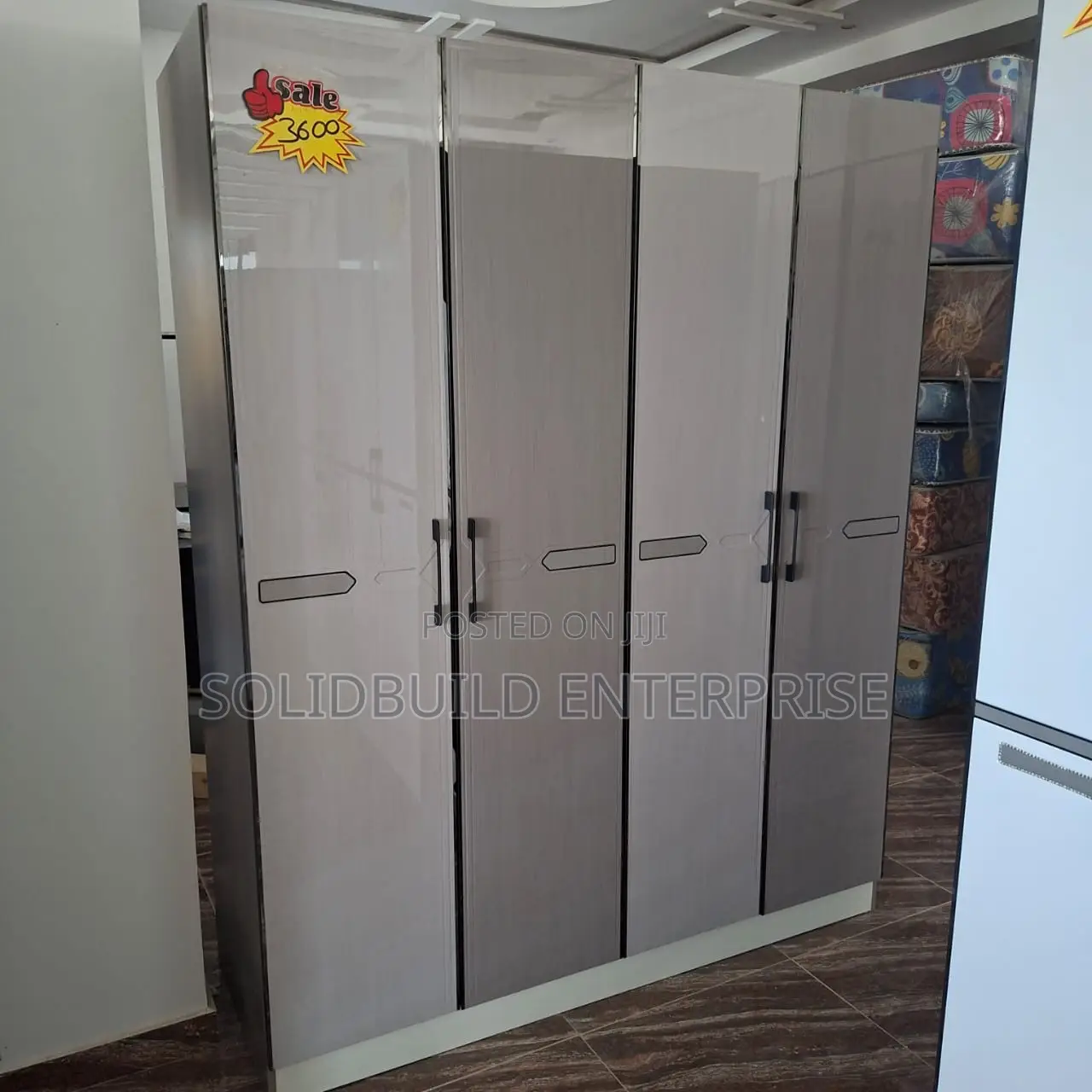 Clothes Wardrobe