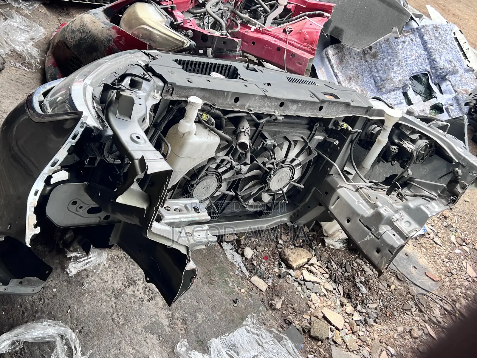 2016-2018 Mitsubishi Outlander Front Cut Complete Available