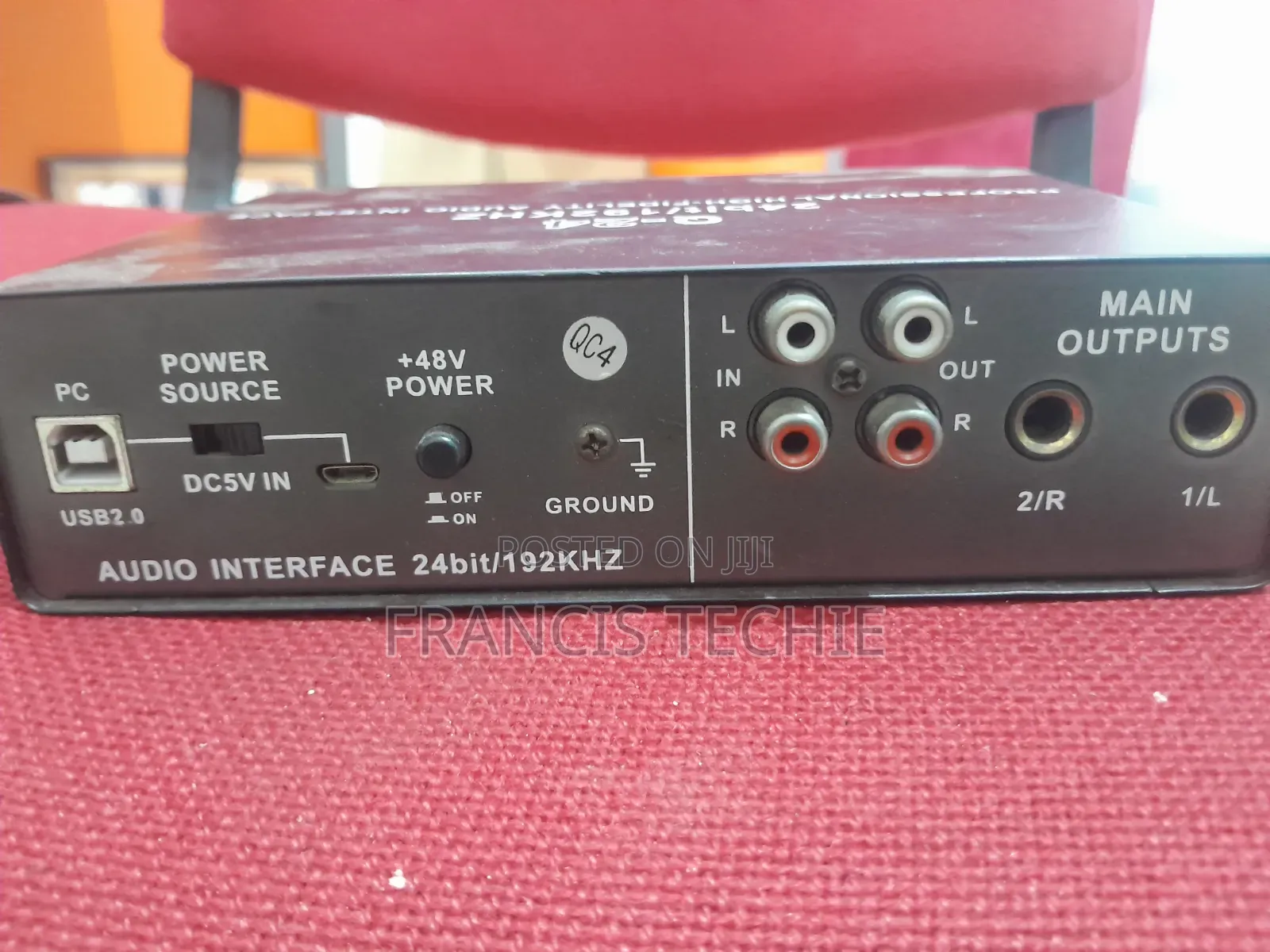 Behringer Q24 Sound Card