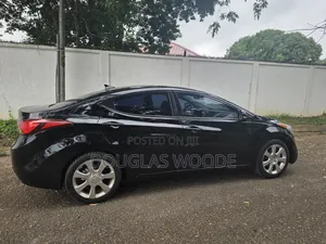 Hyundai Elantra 2013 Silver