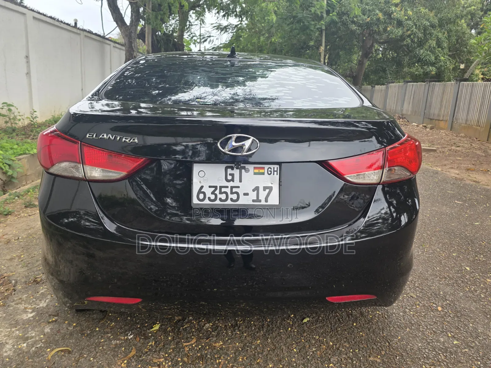 Hyundai Elantra Limited Sedan FWD (1.8L 4cyl 6A) 2013 Silver