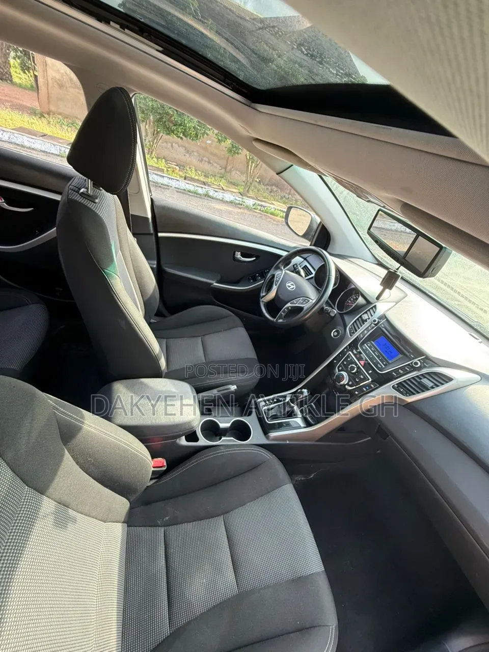 Hyundai Elantra Sport Sedan FWD (2.0L 4cyl 6A) 2016 Black