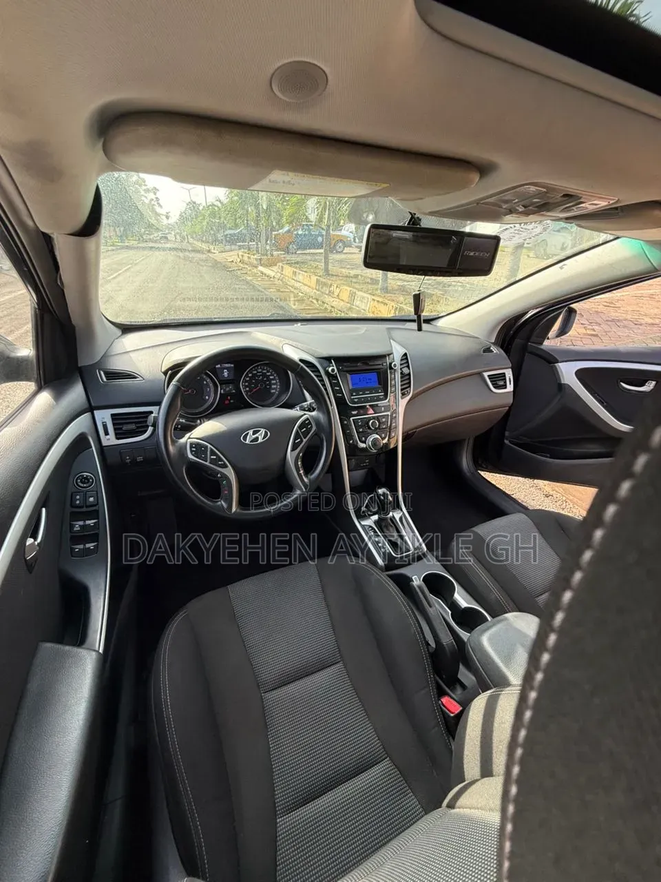 Hyundai Elantra Sport Sedan FWD (2.0L 4cyl 6A) 2016 Black