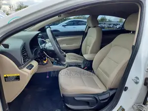 Hyundai Elantra Limited 2018 White